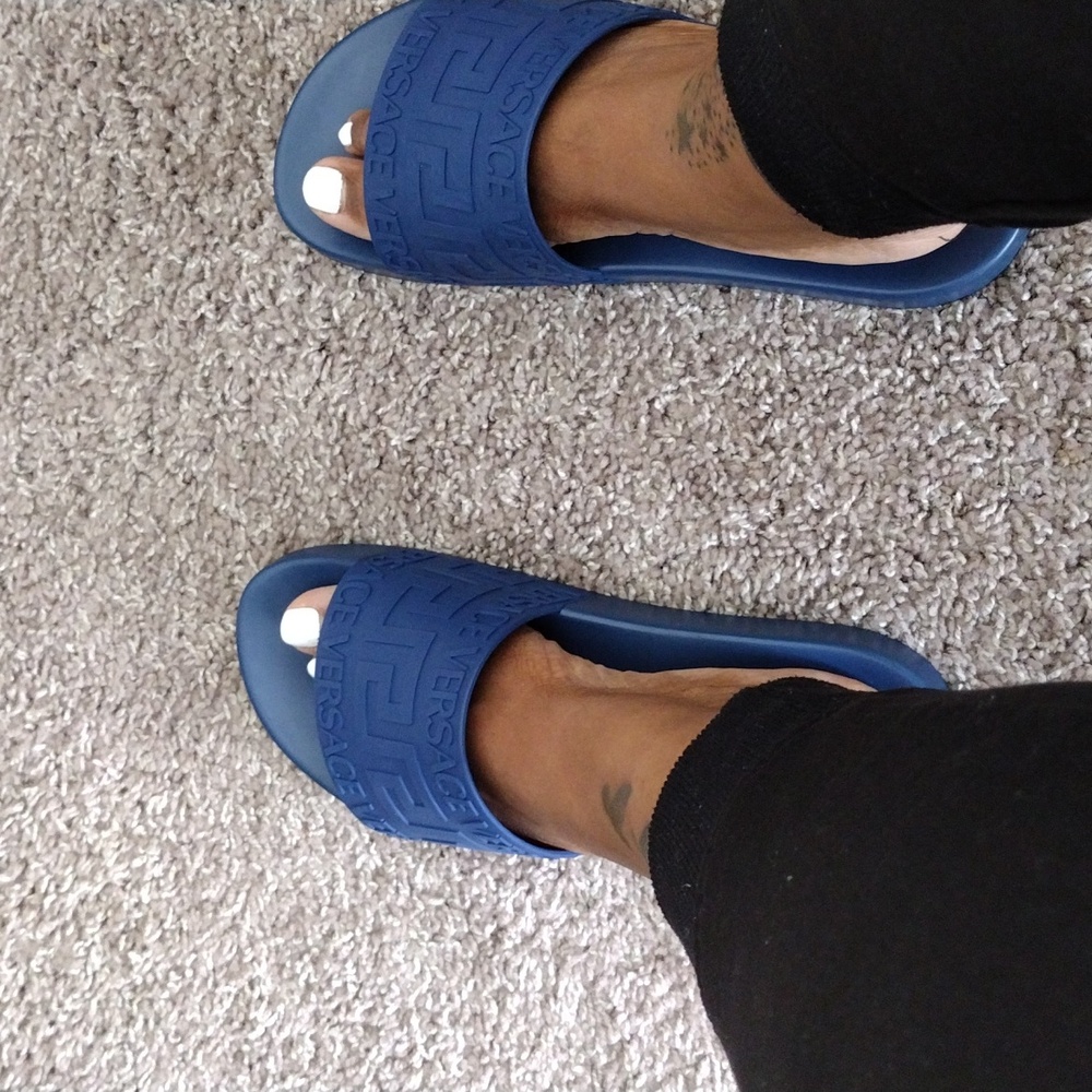 Versace Slides - Picture 4 of 12